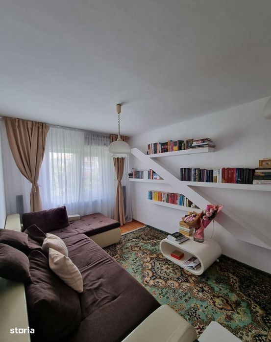 RAMDA,Apartament de vanzare 3 camere 2 balcoane zona Rogerius
