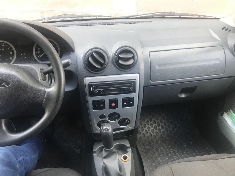 Logan 2008 1.4 benzina