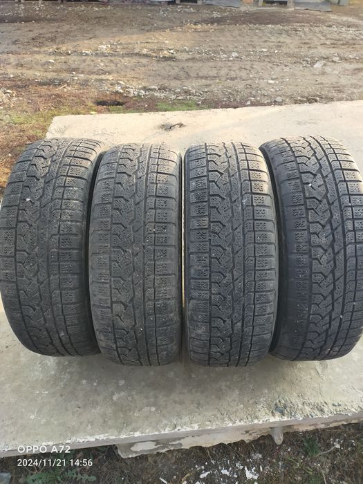 Зимние шины 225/60/18