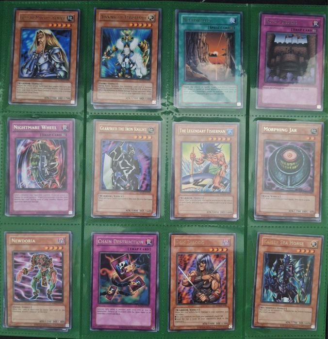Оригинални фойл Yu GI OH карти в отлично състояние