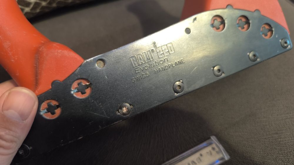 Ръчен рендосвач RALI 220 - PRO SWISS