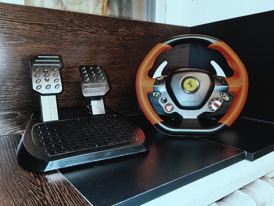 ThrustMaster Ferrari 458 spider