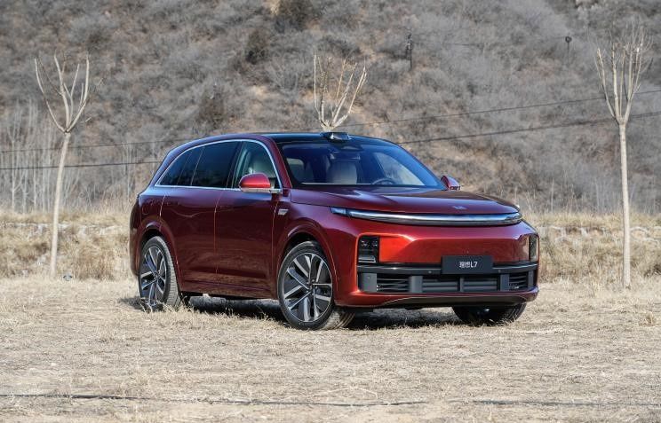 Lixiang L9 передний бампер