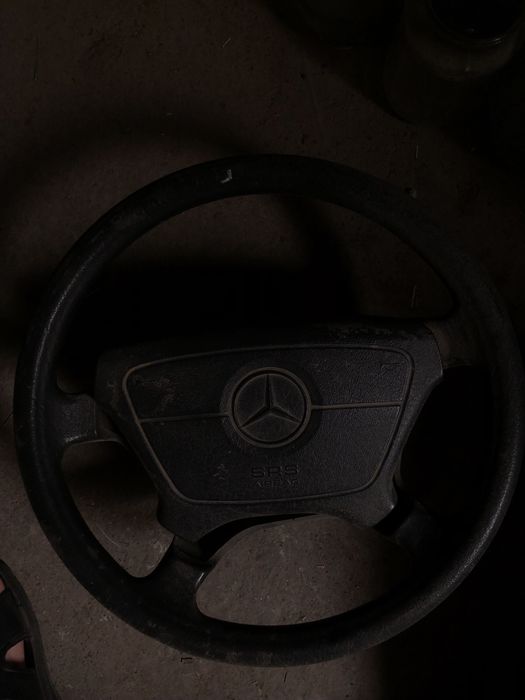 Руль на W124 мерс с айрбагом