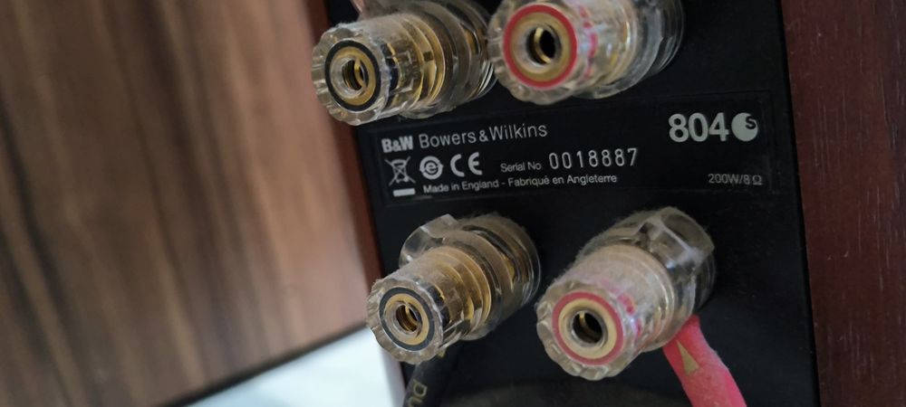 Bowers & Wilkins 804 S
