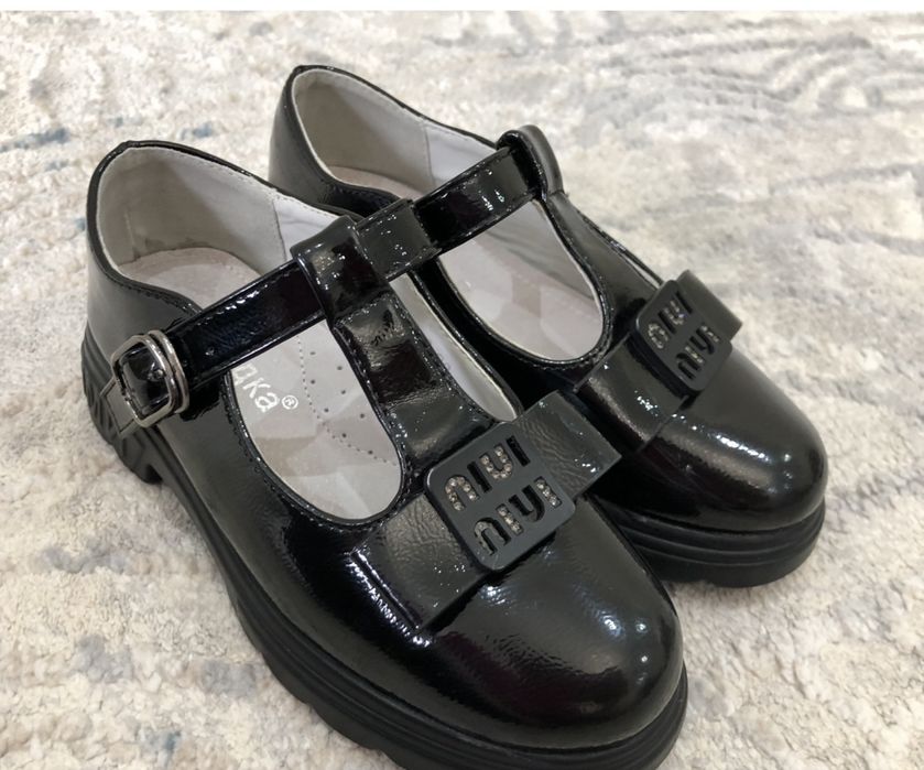 Срочно продам туфли