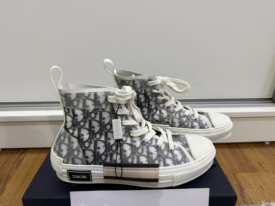 Оригинални  кецове на DIOR