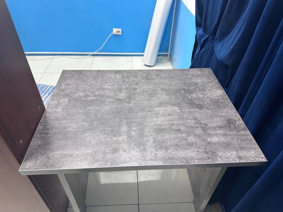 Ofis mebellari stollar va stullar