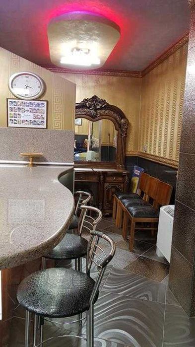 Дава се под наем Тристаен апартамент в София, Зона Б-18 - 150 кв.м за 1050 € - Снимка #6