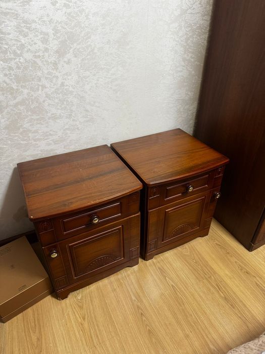 Продам спальний гарнитур