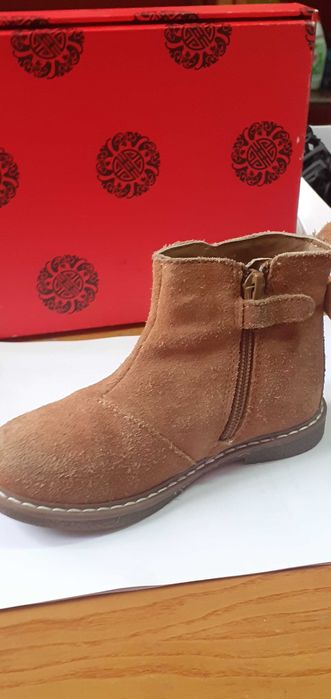 Детски  боти от естествен велур за момиче