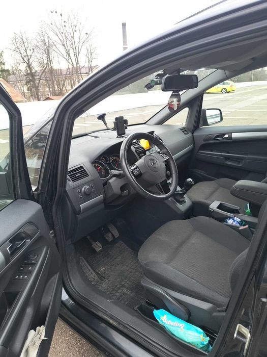 Opel Zafira B 2012 1.8