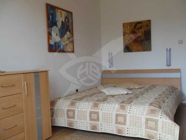 Тристаен апартамент под наем в Христо Смирненски 11663611