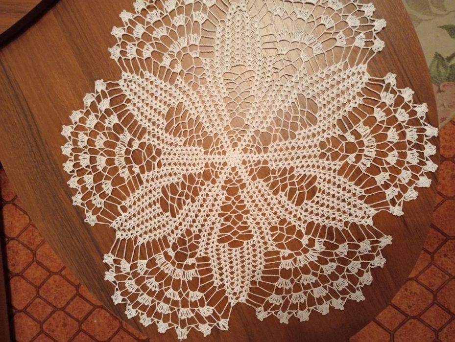 Продам салфетки вязаные