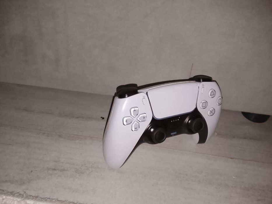 Почти новый джостик СРОЧНО!