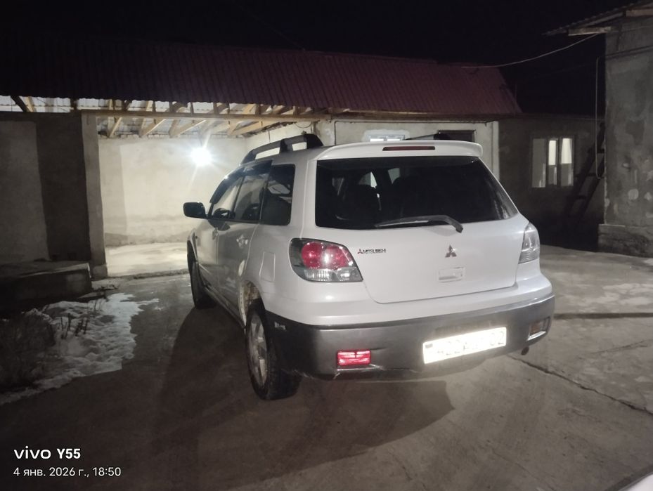 Митсубиси аутландер