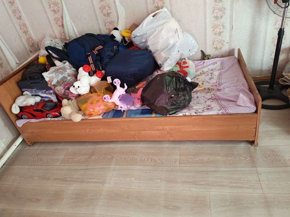 Кровать отдам бу