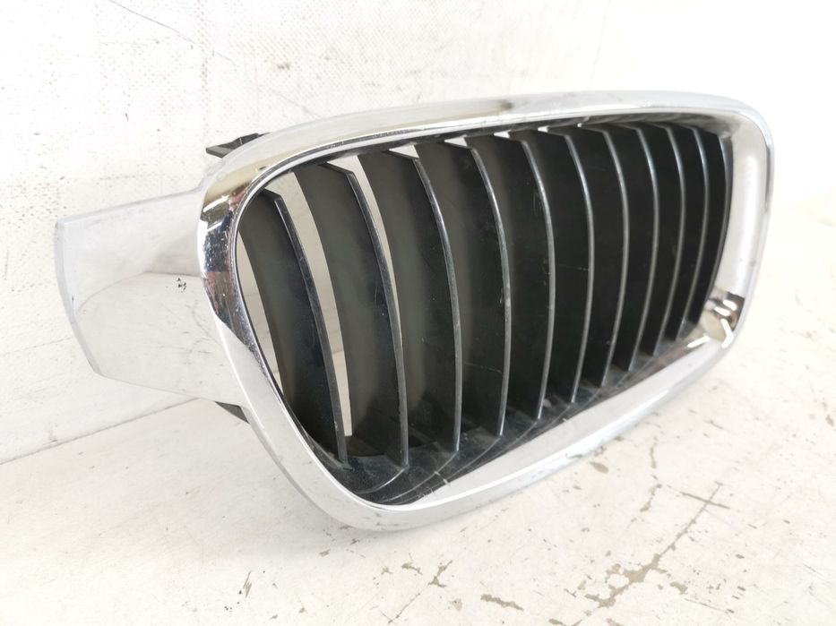 Grila Radiator Nara Dreapta BMW Seria 3 F30/F31/F34 [2011 - 2016] Orig