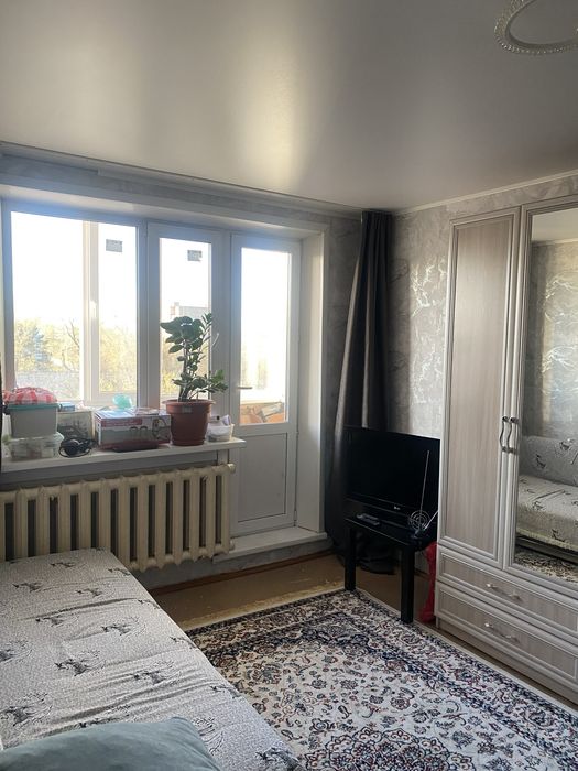 Продам 1 ком кв в хорошем районе,возле 5 пол-ки