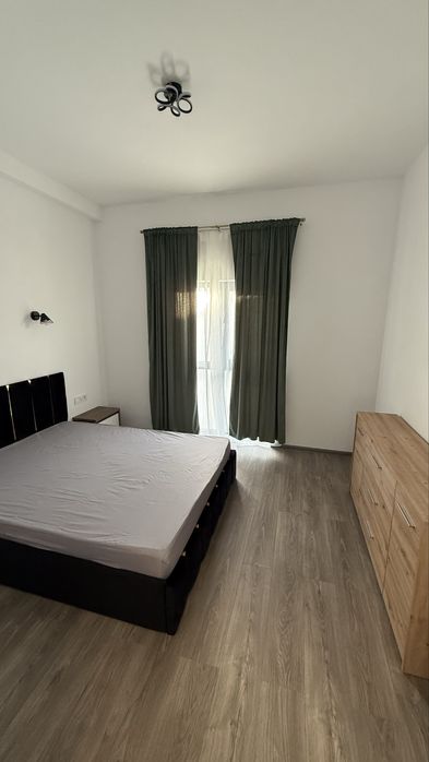 Inchiriez apartament 3 camere Sanpetru