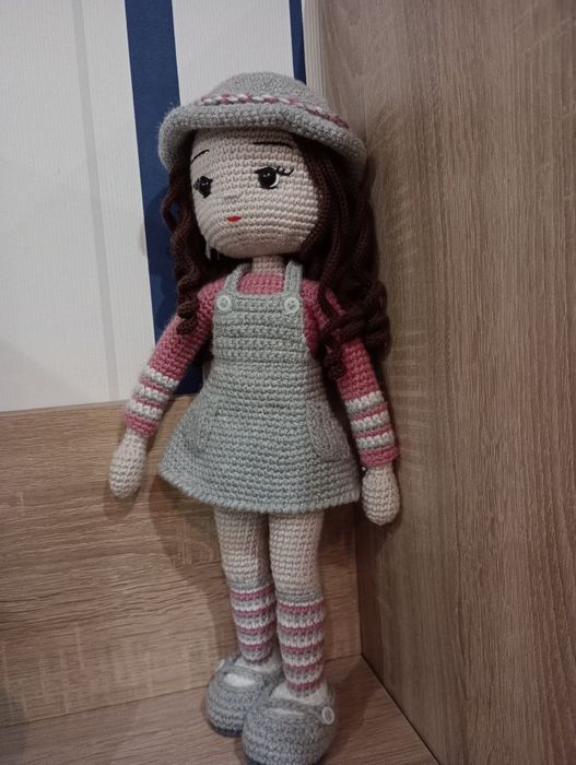 ръчно изработена кукла