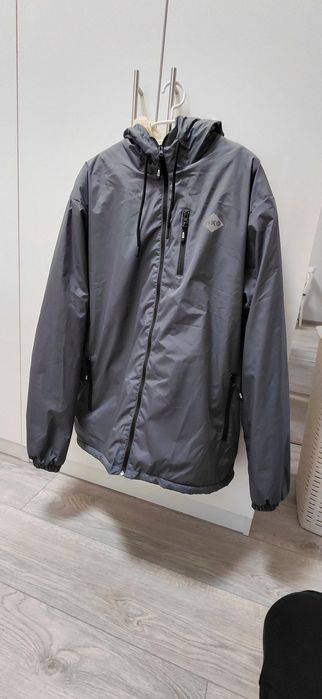 Мъжко зимно яке - чисто ново