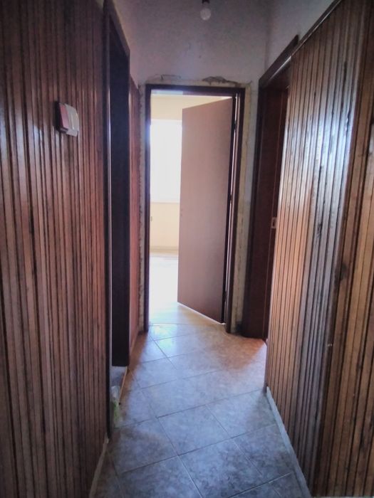 Продава се 4 стаен апартамент в Сеново,обл.Русе.