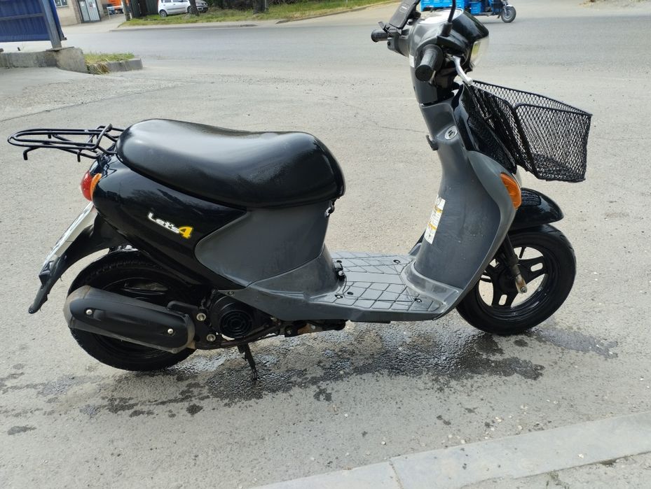 Мопед Сузуки лет 4