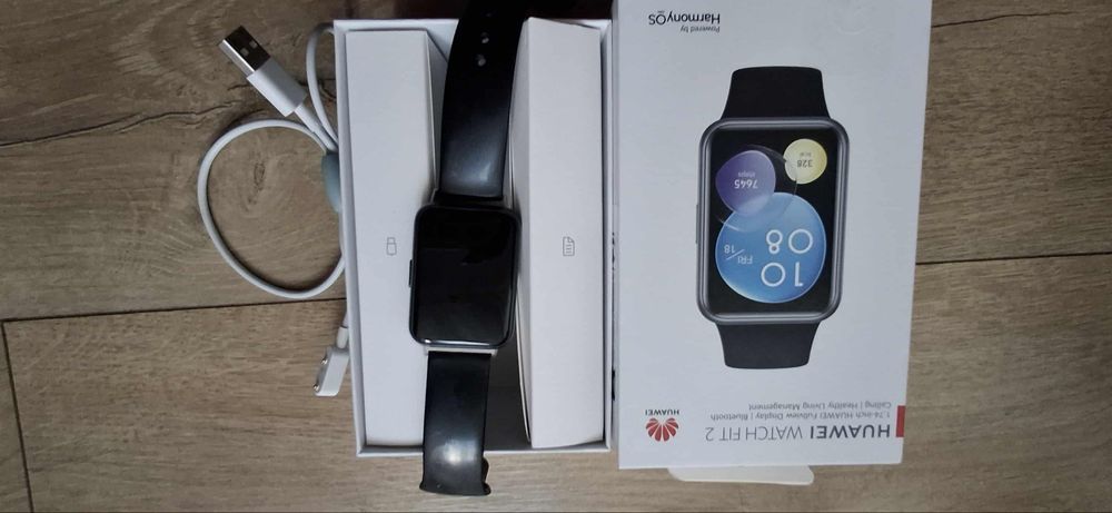 Часовник Huawei watch fit 2