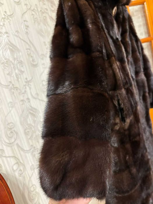 Верхняя женская одежда