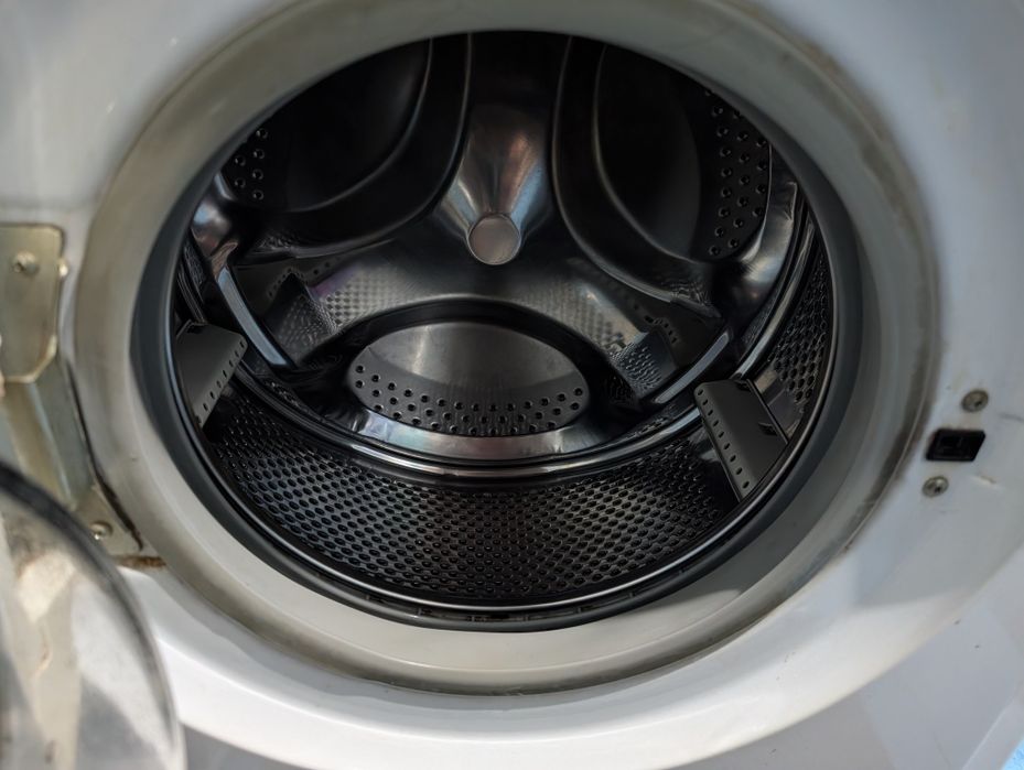 Стиральная машина INDESIT WISA 81 Б/У