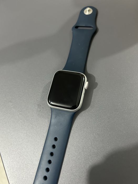 apple watch se 2023