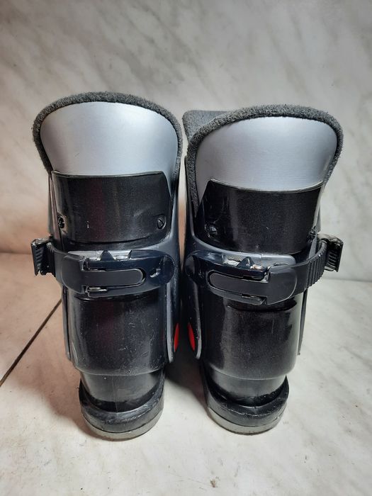 Clapari ski schi Tecno Pro copii mondo 19 corespunde mărimii 28-29