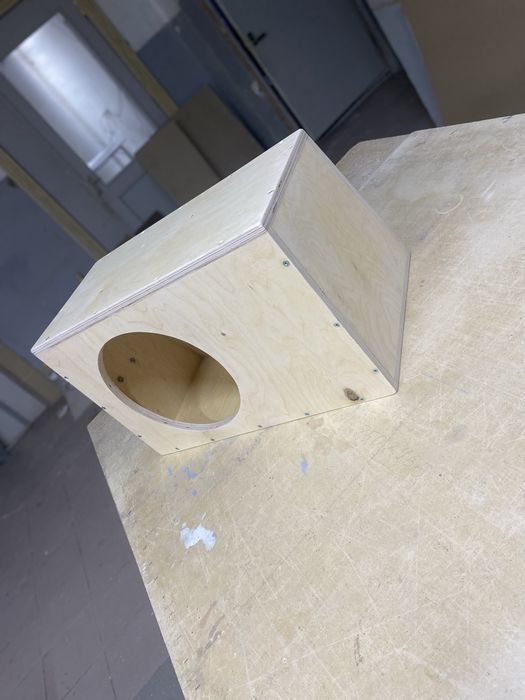 Продам короб для саба 12 дюймов