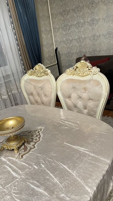 Продам 16 стульев