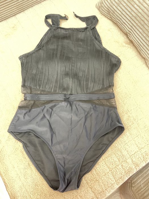 Обувь и одежда по 3000 тг