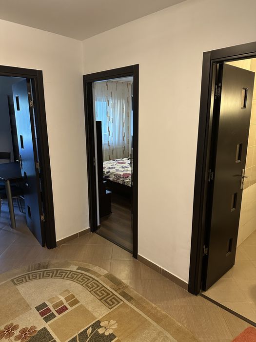 Apartament de închiriat, 2 camere, etaj 1, zona Finanțe-Piața Moldovei