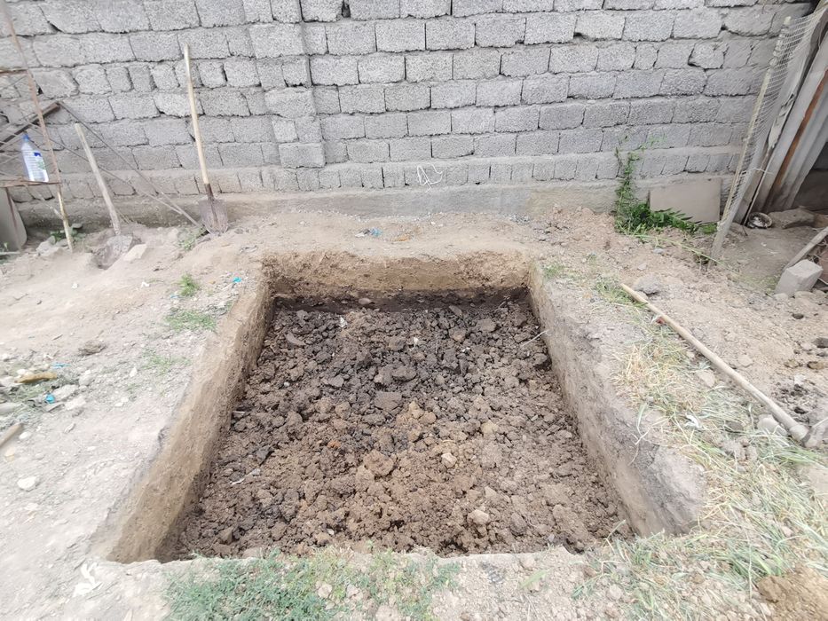 Капаем септик траншей котлованы под бассейны !!!