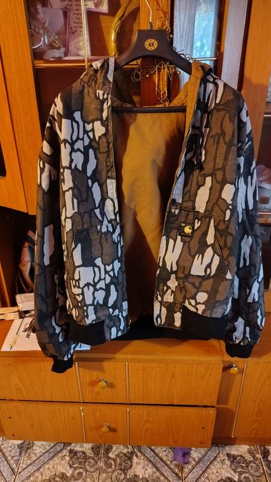Vând geaca Carhartt WIP 50 Years Anniversary OG Active Jacket
