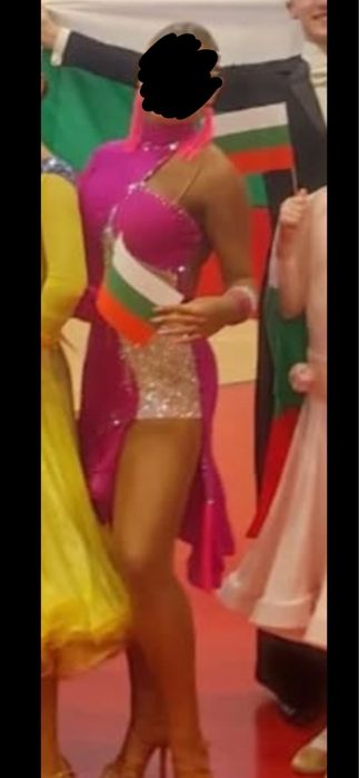 Рокля за спортни танци