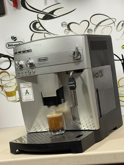 Кафемашина кафе автомат delonghi magnifica с гаранция