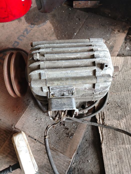 Электро двигатель асинхронный