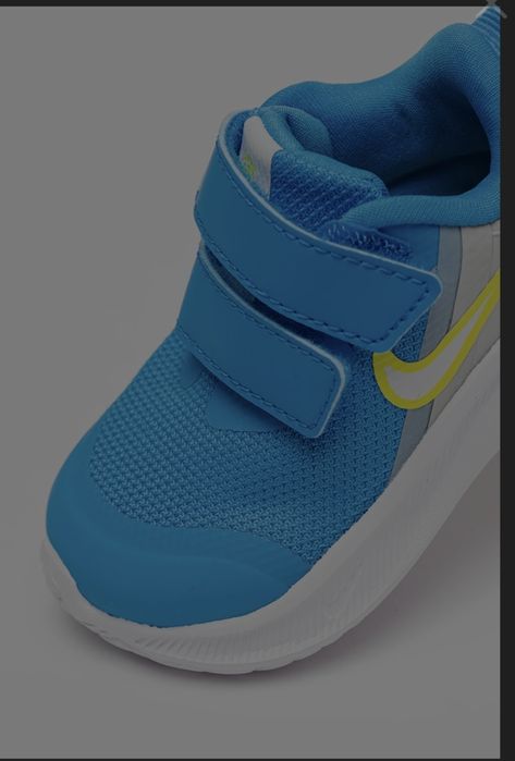 Nike  Star  Runner 3 Детски маратонки  номер 23.5
Фитнес обувки Star R