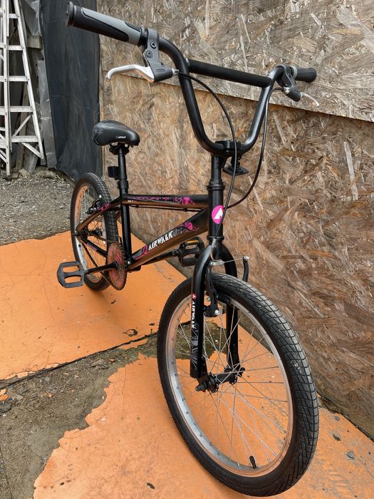 Bicicleta bmx jumper airwalk roti 20”