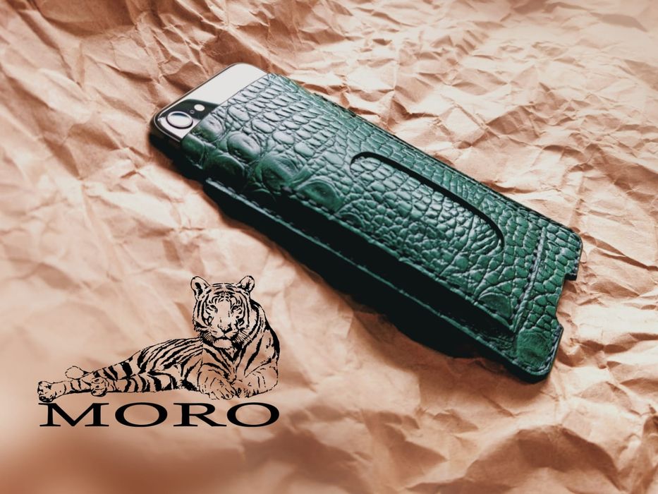 Продам кожаный чехол на телефон