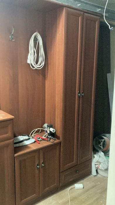 Продам прихожую