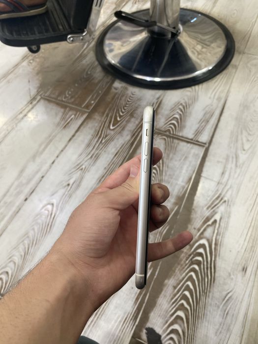 Iphone 11 с гарантие