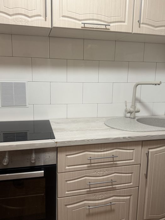 Продам кухонный гарнтитур