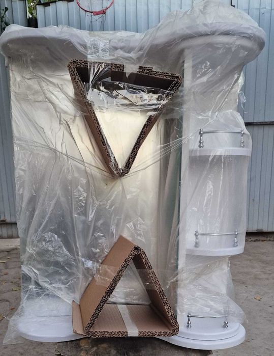 Умывальник для ванной, тумба, шкаф навесной.