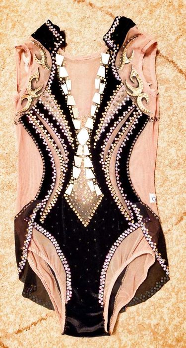 Купальники для худ.гимнастики